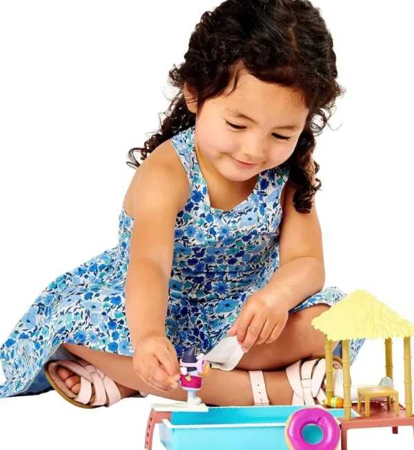 Bluey Pool Time Fun Playset Outlet