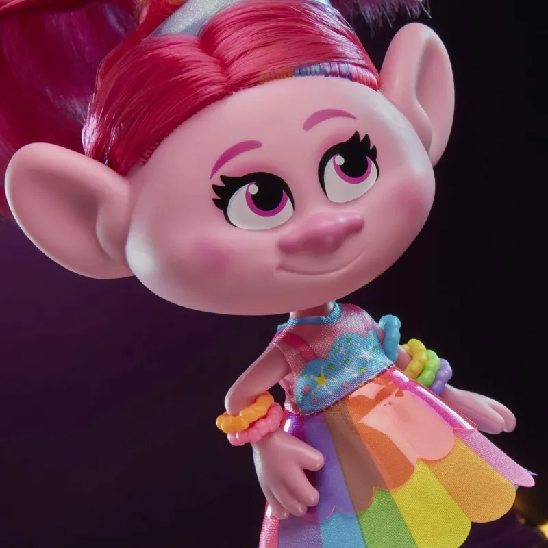 dreamworks_trolls_glam_po_3.webp Dreamworks Trolls Glam Poppy Fashion Doll Outlet