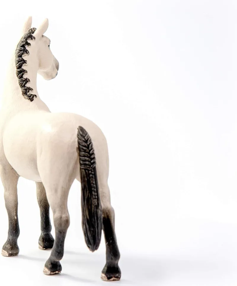 schleich_hannoverian_geld_2.webp Schleich Hannoverian Gelding Red Dun Horse Sale